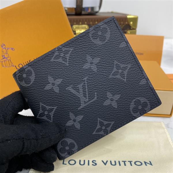 2026122105436338 600